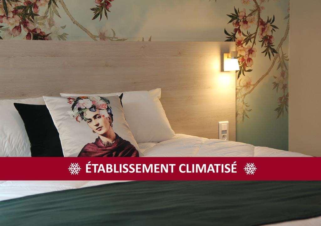 Brit Hotel Au Pays De Vitre Étrelles Zimmer foto